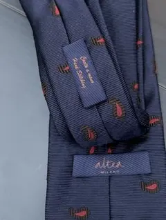 ★美品athea milano ネクタイ ペイズリー柄 ネイビーのサムネイル