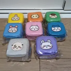 ちいかわ カラビナつき 刺繍スクエアミニポーチ　 全８種