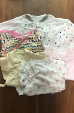 ベビー服とユニクロ 肌着 など6点セット