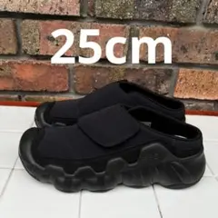 25年製 KEEN キーン ハイパウザー ラップ 24.5 ブラック スリッポン 