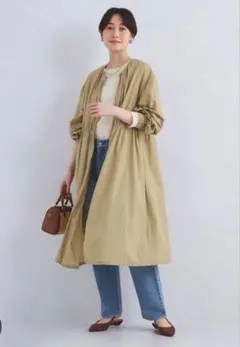 グリーンレーベル　ギャザードロストノーカラーコート　ベージュ