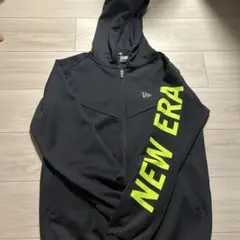 New Balance ジャージ　フード付きのサムネイル