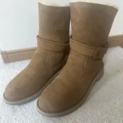 UGG ブラウンファー付きショートブーツ　24㎝