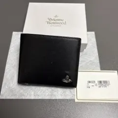 【表面キズ以外美品】Vivienne Westwood 二つ折り財布【牛革】のサムネイル