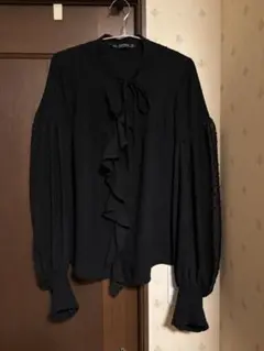 ZARA BASIC フリル付き黒長袖ブラウス S