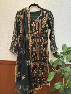 Item thumbnail for item 40c2bc09-d913-4e62-81c0-0b4626bc8c25