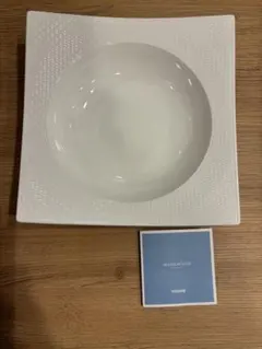 WEDGWOOD ジオユニークボール 食器 皿 サラダボウル　1枚