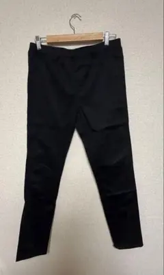 ブラック スリムフィット カジュアルパンツ