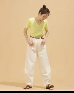 【ナノユニバース】イエロー Vネック 半袖Tシャツ　M　新品タグ付　イエベ春