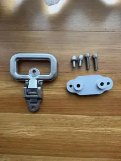 ジムニーリアドアヒンジ用タキゲンステップ（K-1856-1）取付ブラケット 
