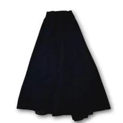 GU　黒のロングスカート