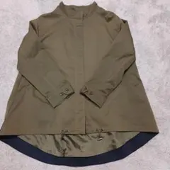 値引　アミュレット　オリーブ色 マウンテンパーカー　L　フード付き　パーカー付き