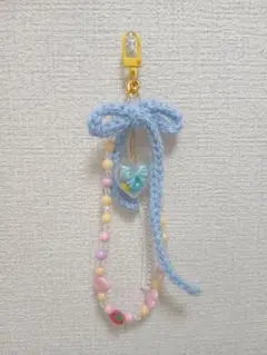 水色リボン付きビーズストラップ　一点もの