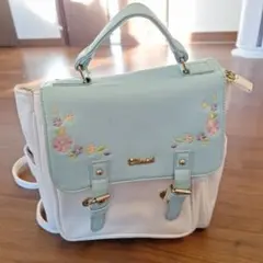 花柄刺繍リュック ホワイト 水色