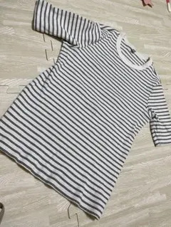 UNIQLOユニクロ❤️ボーダー半袖トップス❤️