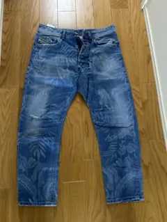 Item thumbnail for item 83a5cfdc-26f0-40f8-9135-07a64b296c34