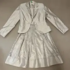 アイボリー サテン ジャケット スカート 3点セット　９号