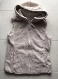 Item thumbnail for item 77fbaf1b-9c37-4e3b-847e-dac3c7c4a4cc