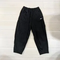 Nike 黒 ジョガーパンツ Mサイズ