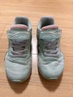 asics アシックス　キッズスニーカー　ライトグリーン　20cm