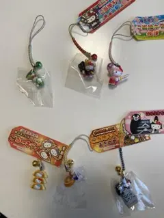 【未使用】ハローキティ 色差し根付け（片足上げ） こけし物語 はろうきてぃ New】ハローキティ 色差し根付け（片足上げ） こけし物語 はろうき