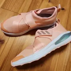 新品　21.5cm　アディダス ピンク キッズ　スニーカー