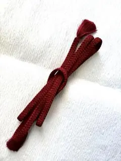 帯締め　ワインレッド色　正絹　平組　未使用に近い