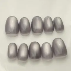 No.4 くすみパープルのマグネットネイルチップ｜上品ラベンダーグレー