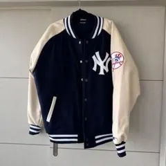 【美品】ニューヨーク・ヤンキース スタジャン ネイビー　ベージュ ジャケット公式