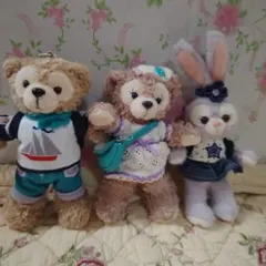 レア！３体ダッフィーフレンズぬいぐるみバッヂダッフィー、シェリーメイ、ステラルー