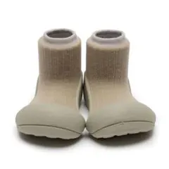 アティパス　ベビーシューズ カーキ