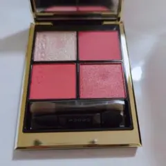 SUQQU シグニチャーカラーアイズ 136