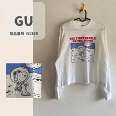 GU ジーユー　スヌーピー 70周年記念　コラボ　長袖Tシャツ　カットソーのサムネイル