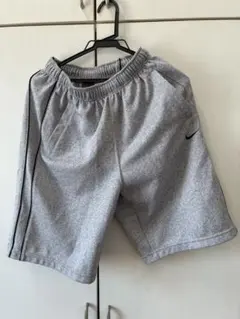 Nike ドライフィット グレーショートパンツ M