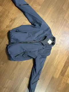 ネイビー 軽量ジャケット 長袖