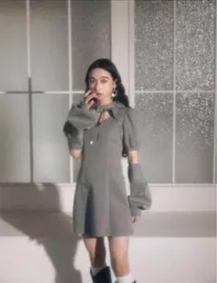 BUBBLES レースアップスウェットワンピース　グレー　Mサイズ　美品 BUBBLES サイドレーススウェットワンピース グレー サイズM - メルカリ