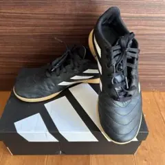 アディダス　フットサルシューズ　23cm