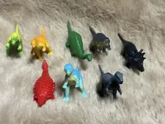 恐竜ミニフィギュア ２２個セット