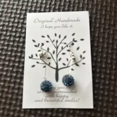 ハンドメイド 青色スワロフスキー風ピアス