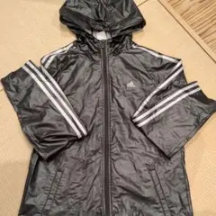 adidas フード付き ブラック ピステジャケット