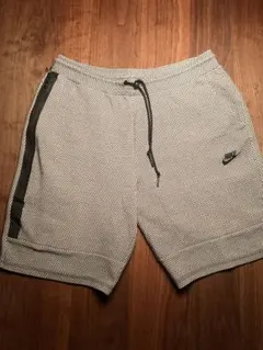 初期モデル　廃盤品　2XLサイズ　ナイキ テックフリース ショートパンツ