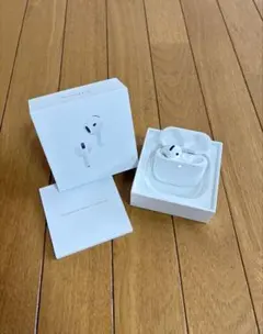 Apple AirPods4 左耳のみのサムネイル