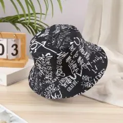 レディース　メンズ　帽子　アルファベット　ブラック　黒　バケットハット　日除け