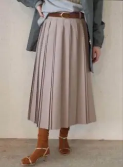 未使用タグ付き　ベルトプリーツスカート36