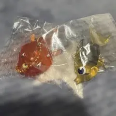 魚型 アクリルキーホルダー 2個セットのサムネイル