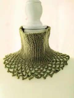 【ハンドメイド】ネックウォーマー　オリーブグリーン 編み込みニットスヌード