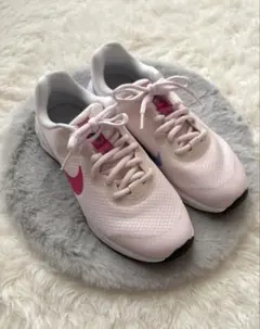 【NIKE】美品 レボリューション 6 23.5cm ピンク DD1096