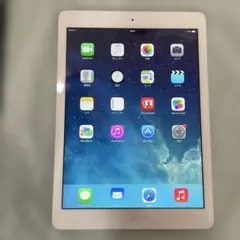 Apple iPad Air（第1世代） 16GB セルラーモデル　シルバー