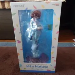 Miku Nakano 1/6スケールフィギュア Cute Night Ver.