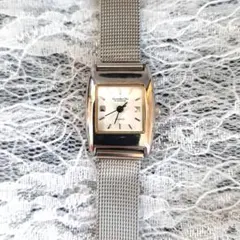 ✨新品電池·稼働美品✨ALESSANDRA OLLA✨レディース腕時計 MN67のサムネイル